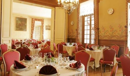 Chateau De Montbraye Parigne-l'Eveque Екстер'єр фото